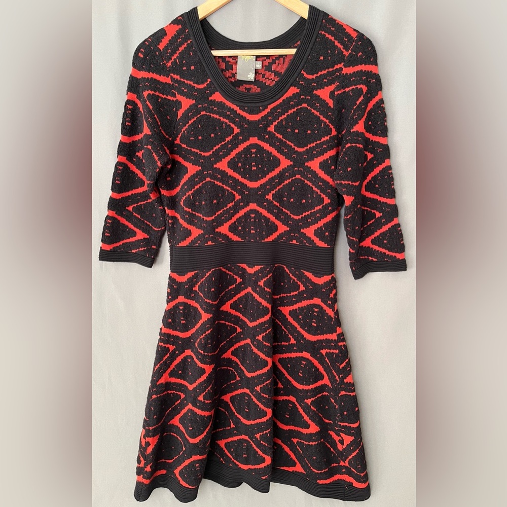 Taylor Fit n Flare Sweater Dress L Rust Black Geometric 3/4 Sleeve Stretch